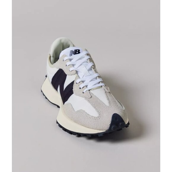 Women's New Balance 327 Sneakers Color Sea Salt/White/Black - Picture 2 of 4